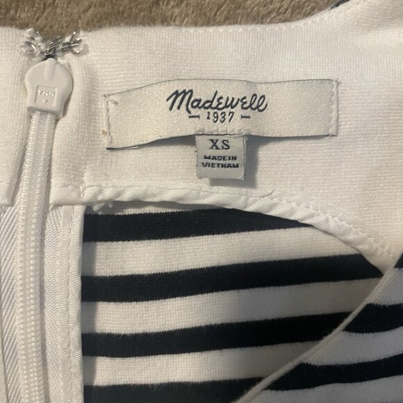 Madewell Dress Womens Sz XS Black & White Shift Striped Sleeveless Pockets - Picture 3 of 9